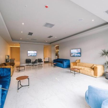General Sea View Apartments In Orbi City บาทูมิ ภายนอก รูปภาพ