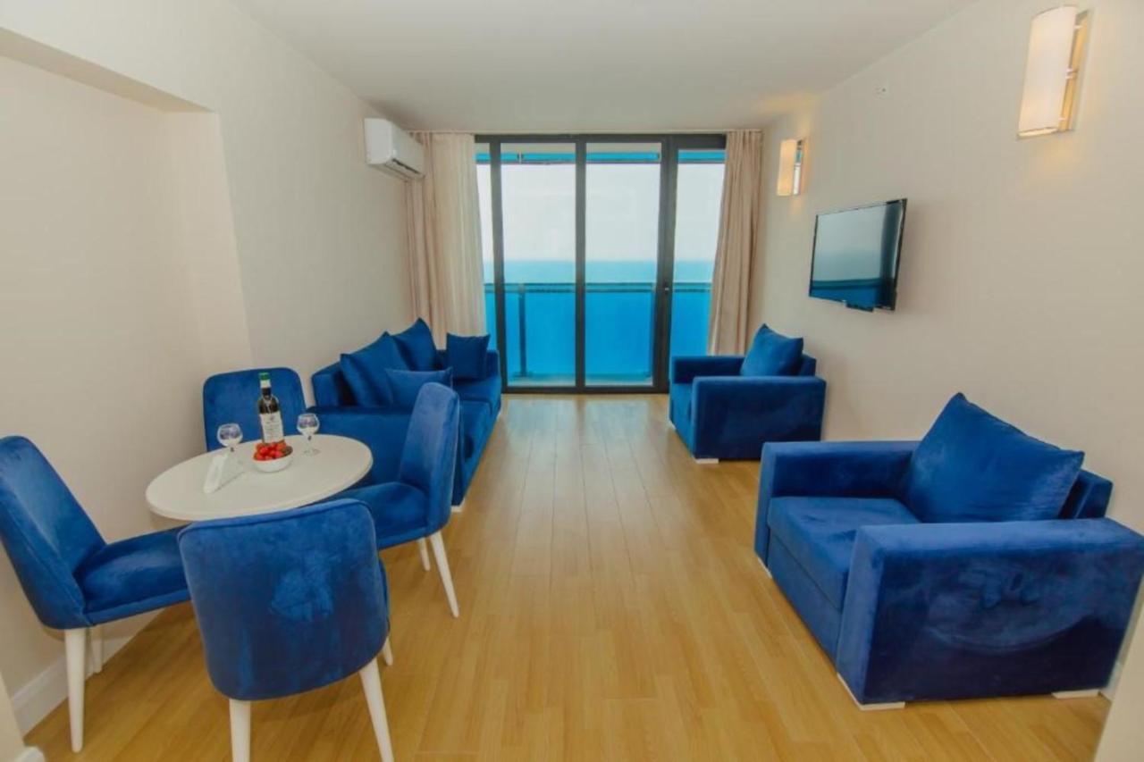 General Sea View Apartments In Orbi City บาทูมิ ภายนอก รูปภาพ