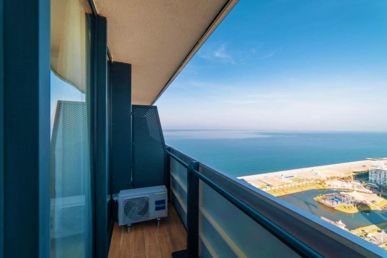 General Sea View Apartments In Orbi City บาทูมิ ภายนอก รูปภาพ